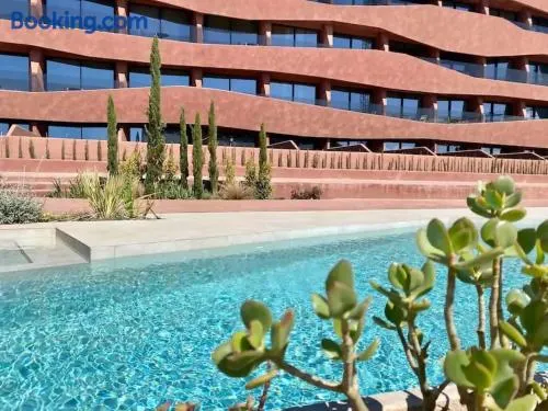 Resort y Piscina junto a la City - Image 1