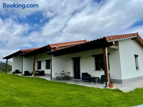 APARTAMENTOS LOS MANZANOS - Image 1