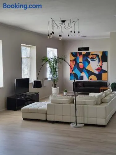Aste loft apartement - Image 1