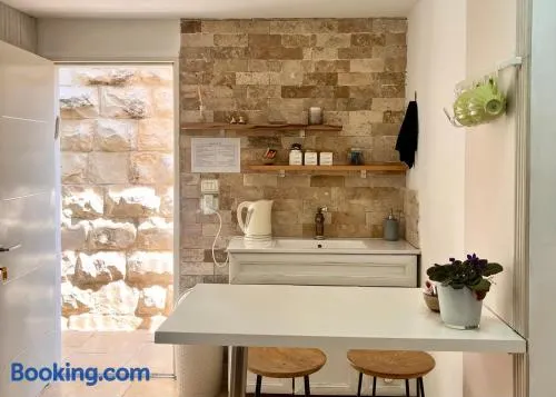 Designed Studio Apartment - Image 1