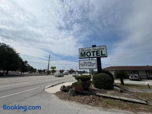 Florida Garden Motel Winter Haven Near LEGOLAND - Image 1