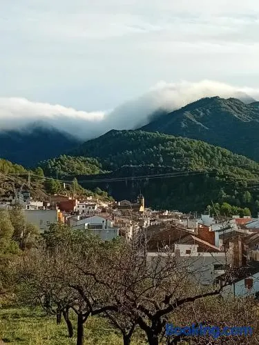 La Viajera Espadan - Image 1