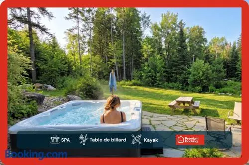 Fiddler Lake 72 with Private spa, pool table & Pool - Image 1