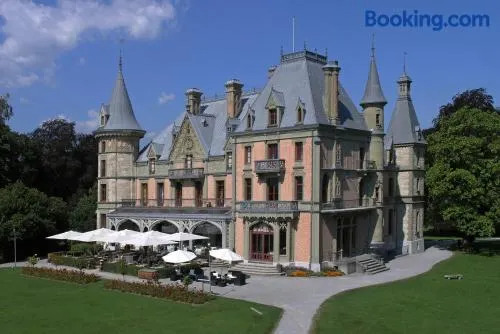 Schloss Schadau - Swiss Historic Hotel - Image 1