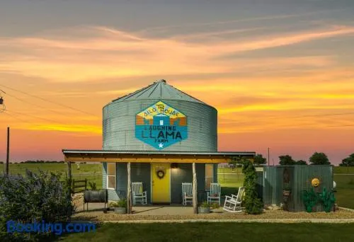 Silo House At Laughing Llama Farm - Image 1