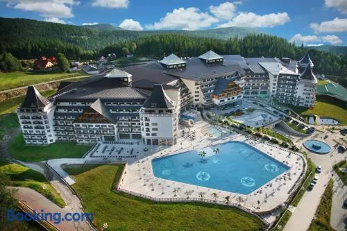 Hotel Gołębiewski Karpacz - Image 1