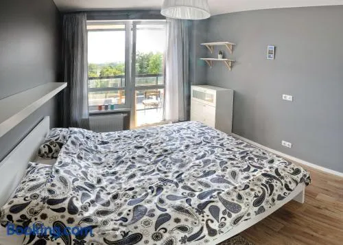 Dzuku apartment 40 - Image 1