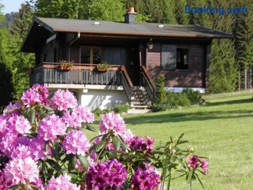 Chalet rénové proche du Valtin – Idéal pour famille, randonnées et ski, Wifi, luges fournies - Image 1