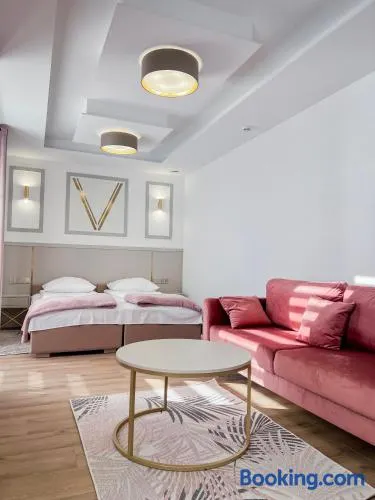 VENETIA-Rooms - Image 1
