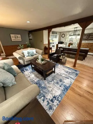 Apres House - Image 1