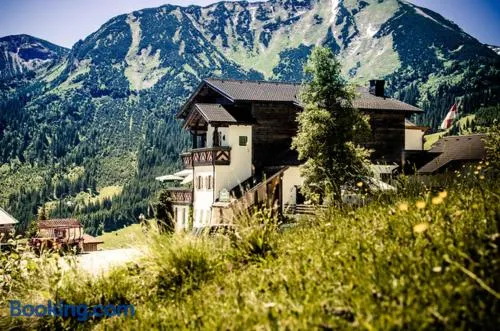 Berghotel Zugspitzblick - Image 1