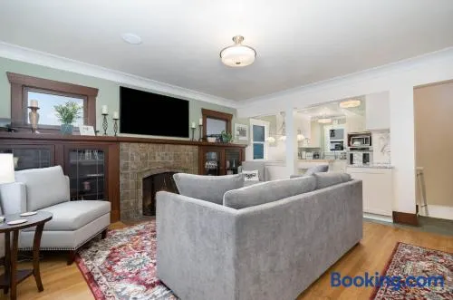 Wallingford Oasis - Image 1