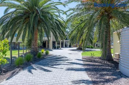 The Palms - 2907 Purnong Road - Image 1