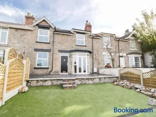 Hillside Cottage - Image 1