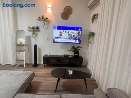 בית הקונגרס גבעת אולגה - Image 1