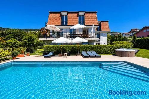 Luxury 5-Bedroom Villa with Pool Garden & Lake Geneva Views by GuestLee - Image 1
