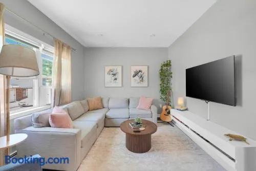 Jersey Haven NYC Next Door - Single car FREE PARKING - Image 1