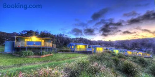 Beachcomber Holiday Park - Image 1