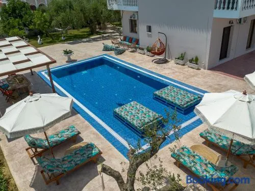 Loula's Villa - Image 1