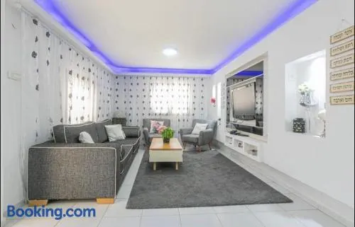 Kamer guesthouse - Image 1