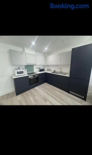 Medway Luxury Apartment - Image 1