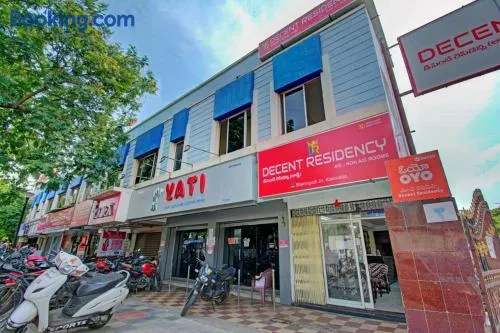 Decent residency - Image 1