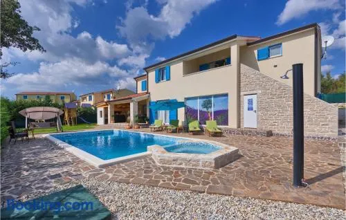 Stunning Home In Naselje Muzini With Sauna - Image 1