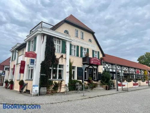 Bahnhofshotel Die Neue Bühne - Image 1