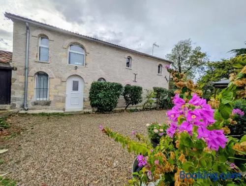 Gîte de charme avec piscine, Domaine du Baraillot - Image 1