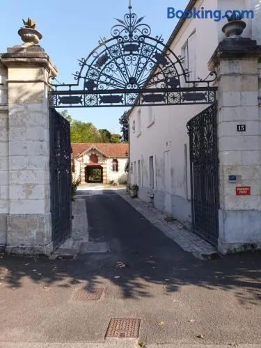 Le Vieux Chai - Image 1