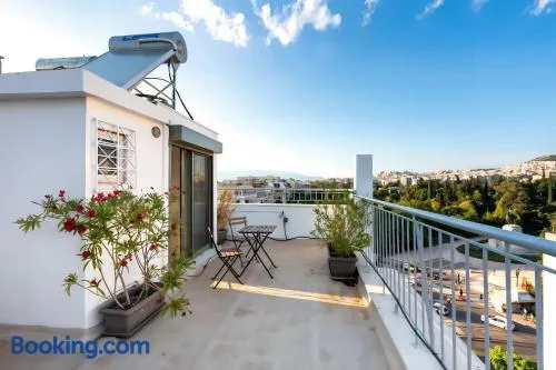 Spacious 3BD Apt with stunning view - Image 1