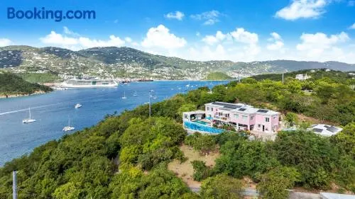 Villa Serena Water Island - Image 1