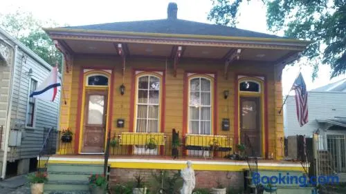 Creole Victorian for groups large and small - Image 1