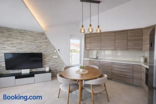 Apartment Korina, spacious family apartment near the beach - Image 1