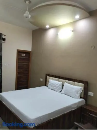 Vishal Homestay - Image 1