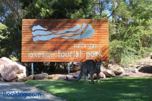 Halls Gap Lakeside Tourist Park - Image 1