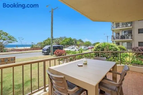 Absolute beachfront apartment - Image 1