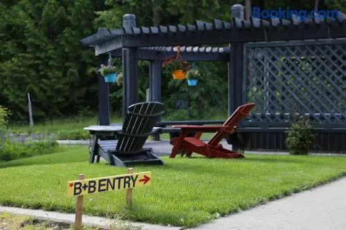 Silver Star Bed and Breakfast - Image 1