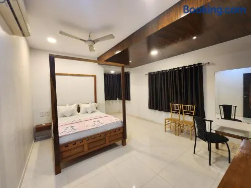 Kuber hotel - Image 1