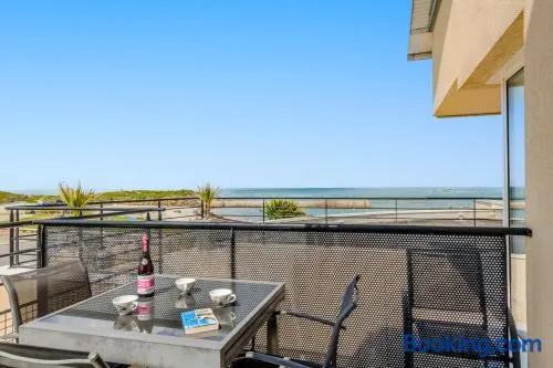 Appartement vue mer - plage à 30m - Image 1