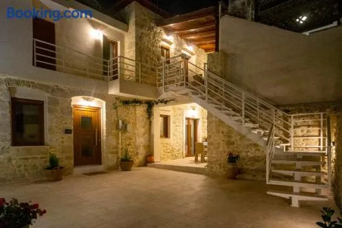 Kalomiris Avli Suite - Image 1