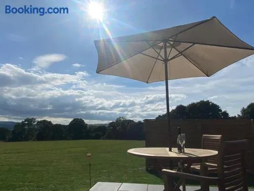 Vale View Glamping - Image 1