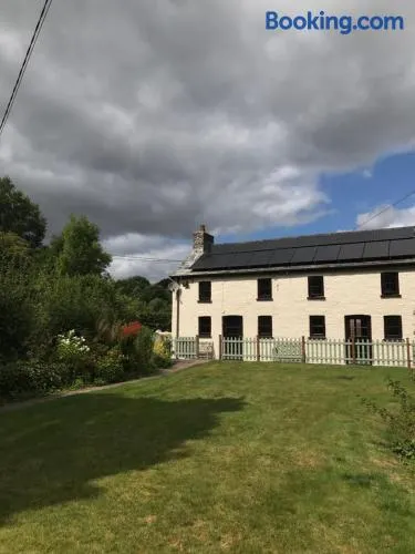 Cobblers Cottage in Brecon Beacons - Image 1