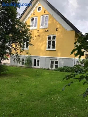 Allesø Gl. sognefoged gård - Image 1