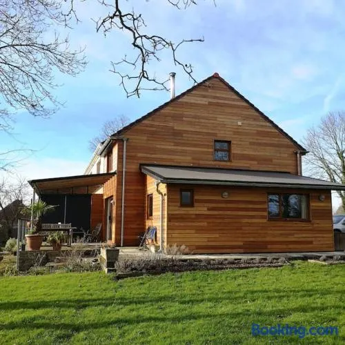 Hide on the Hill Cottage - Image 1