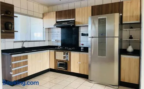 Apartamento todo climatizado a 3 min do centro - Image 1