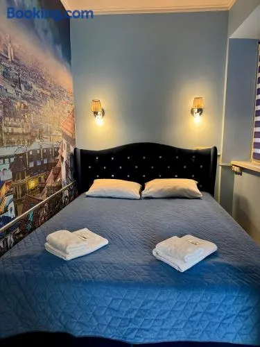 Little Paris Apartment - Image 1