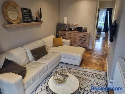 Stylish annexe with private entrance, four persons - Image 1