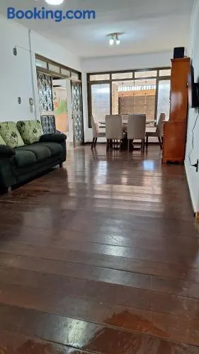 Casa Completa até 20 pessoas - Image 1
