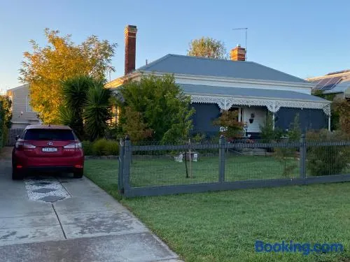 R&R Luxury House, Maryborough, VIC - Image 1